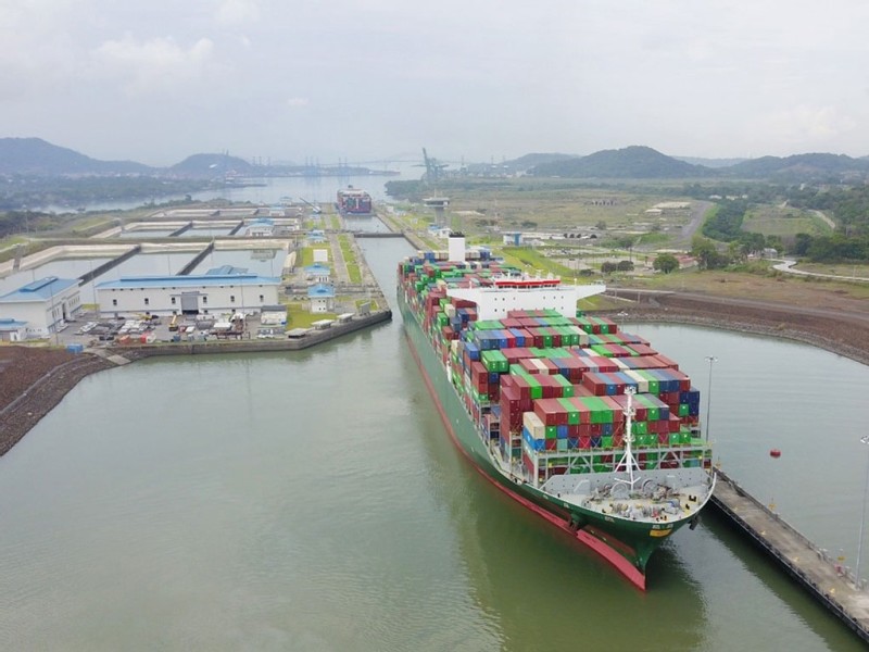 Panama Canal extends max length and increases draft for Neopanamax locks