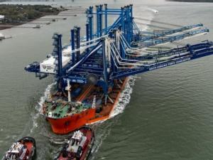 https://www.ajot.com/images/uploads/article/sc-ports-ship-to-shore-cranes-03012018.png