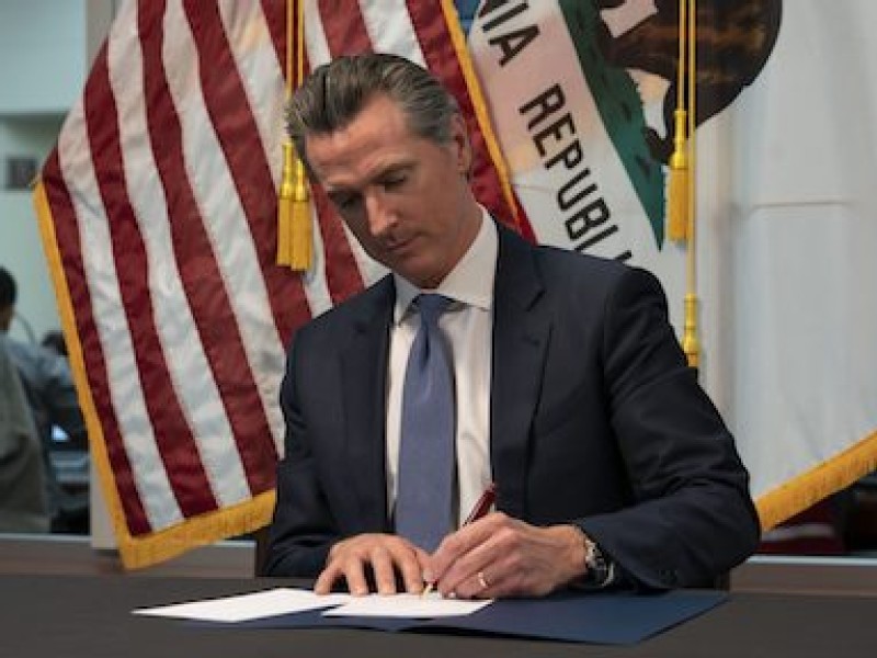 Ports of Los Angeles and Long Beach urge California to fast track vaccines for dockworkers
