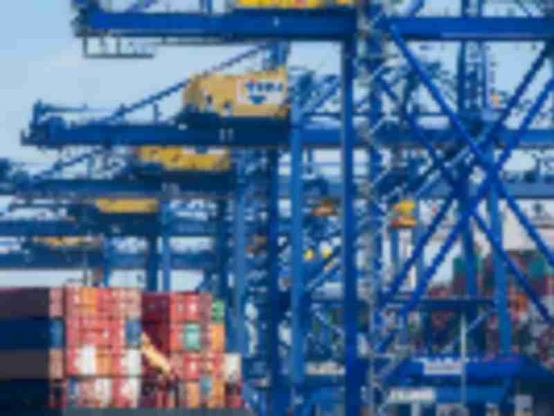 Business activity continues to boost  Valenciaport with a growth of 5.89% in goods and 3.53% in containers