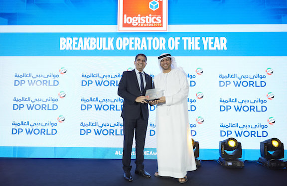 Mario Coelho, GAC Dubai’s General Manager – Freight receives the Breakbulk Operator of the Year award in the Logistics Middle East Awards 2019. Picture courtesy of ITP Media Group.