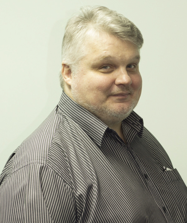 Gary Dale Cearley manages a number of forwarding networks, including Bangkok-based AiO