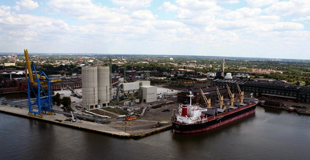 South Jersey Port Corp.’s Port of Camden, the Broadway Marine Terminal handles steel and wood products, cocoa beans, furnace slag, cement and other breakbulk and bulk cargos.