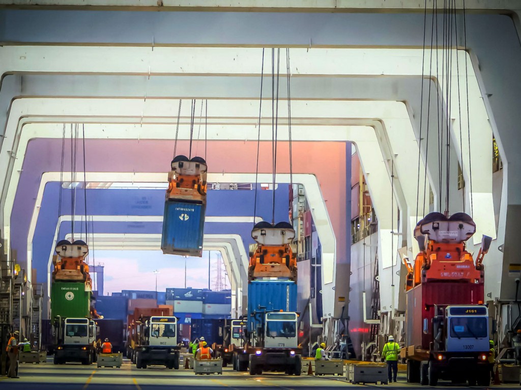 As shown in this photo from 2016, operations take place with smooth efficiency at Savannah’s Garden City Terminal.