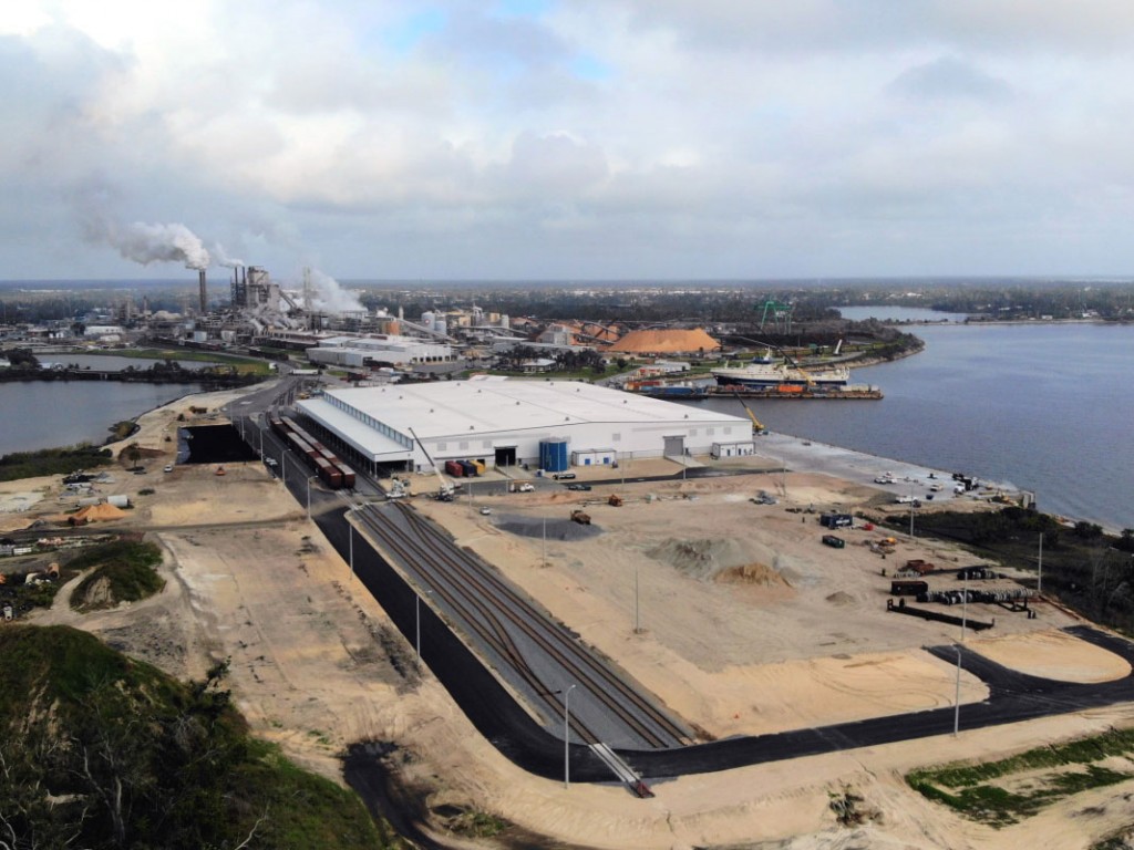 The recently completed first phase of Port Panama City’s East Terminal infrastructure is adjoined by space for future additional development. 
