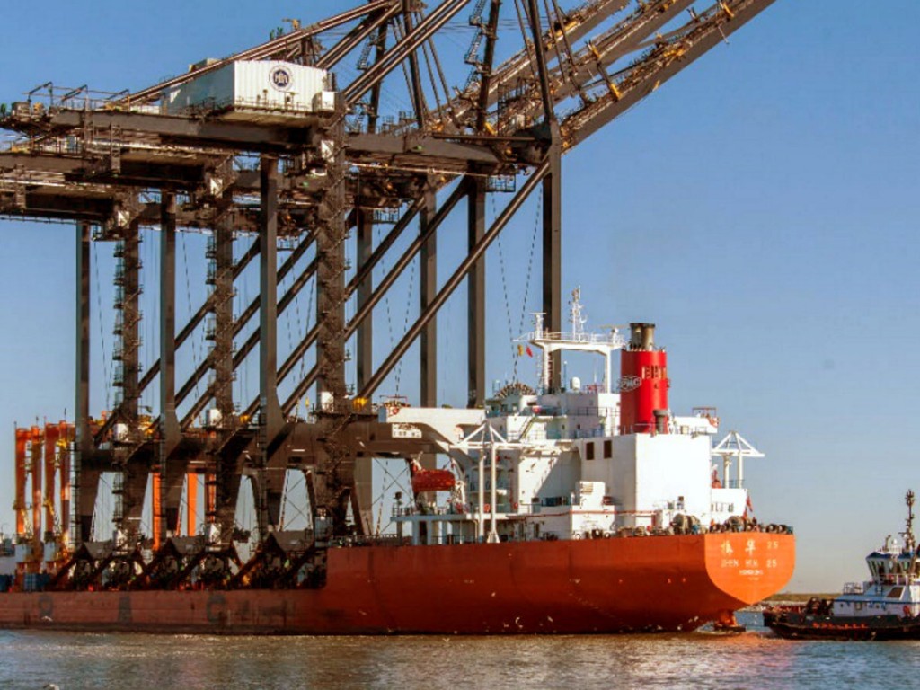 Three new neo-Panamax cranes arrive in February at Port Houston’s Bayport Container Terminal, boosting Bayport’s ship-to-shore crane numbers to 28. 