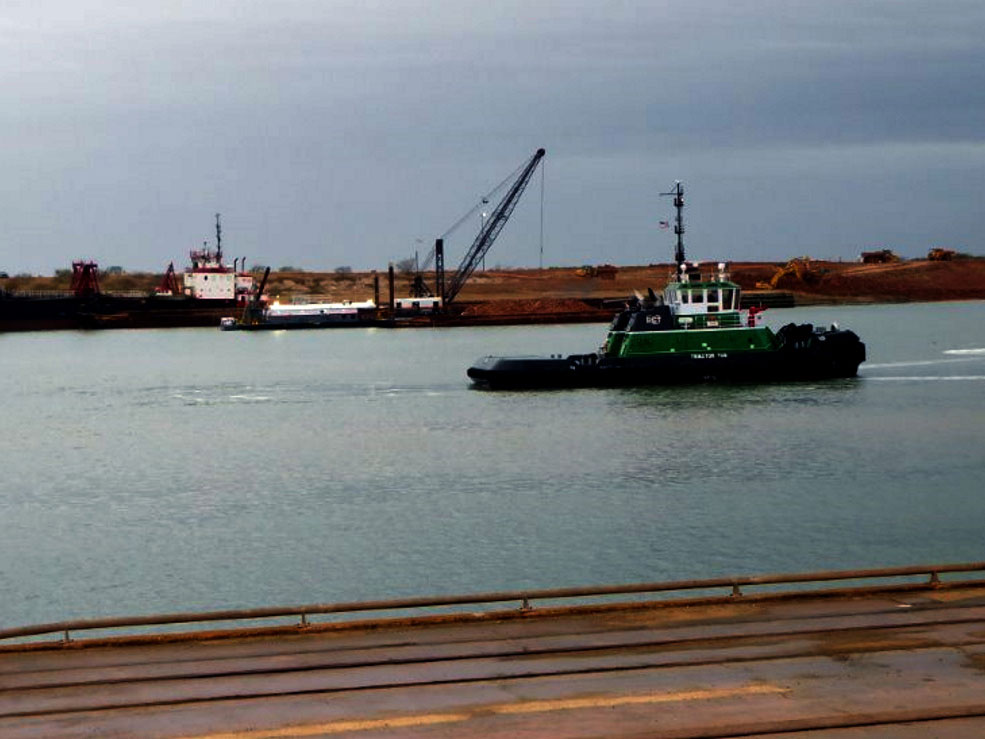 Dredging progresses along the Matagorda Ship Channel, to benefit the Calhoun Port Authority and crude exporter Max Midstream Texas LLC. 