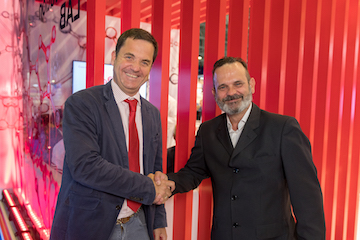 Ignacio de Sebastian, Senior Sales Manager, Kalmar Spain and Miguel Angel Benítez, Technical Director of Heavymovement 