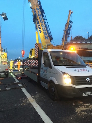 Ainscough recently employed rigging equipment from RSS beneath the hook of two 300t mobile cranes to lift a fallen section of a footbridge on a major motorway.