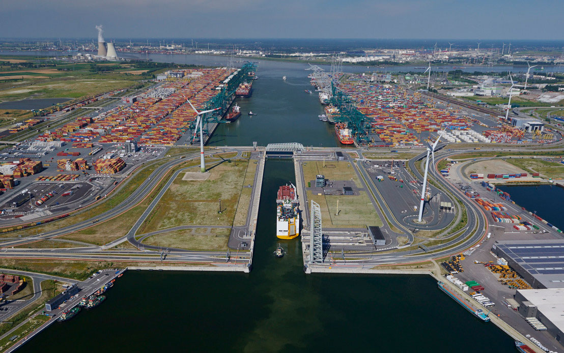 Ship traffic at the port of Antwerp. Credit: Port of Antwerp