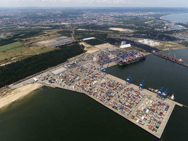 Deepwater Container Terminal - Gdansk