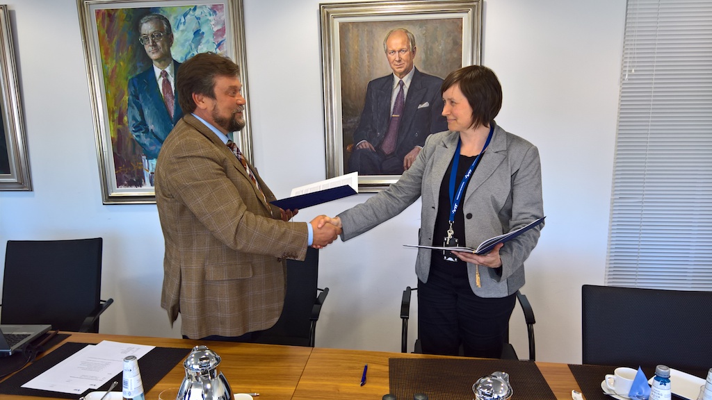 Vladimir V Kryuchkov, CEO of ITS Russia, and Erja Turunen, EVP, Smart Industry and Energy Systems from VTT, signed the partnership agreement in Espoo in June. 