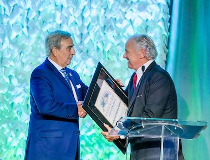 Governor Henry McMaster honors SC Ports CEO Jim Newsome with the Order of the Palmetto, the highest honor a civilian can receive in South Carolina. (Photo/Valerie & Ed Photography)