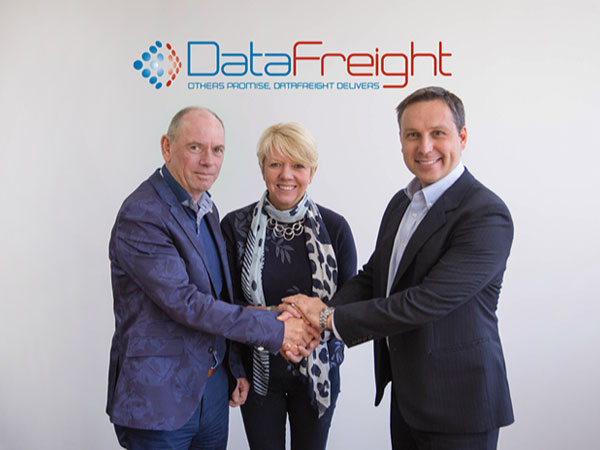 (L to R) Photo of DataFreight’s’ Ian Brown, Sharon Brown and WiseTech’s Vlad Bilanovsky