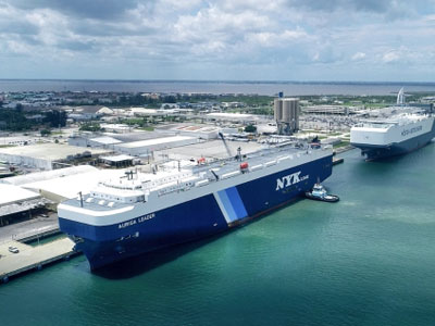 Aerial view of NYK Auriga Leader and Höegh Trotter berthed at Port Canaveral (Photo: Canaveral Port Authority)