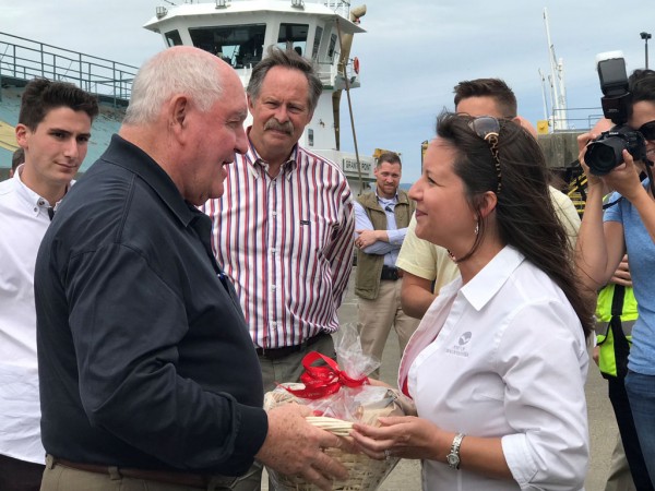 U.S. Secretary of Agriculture Sonny Perdue with Port of Vancouver CEO Julianna Marler