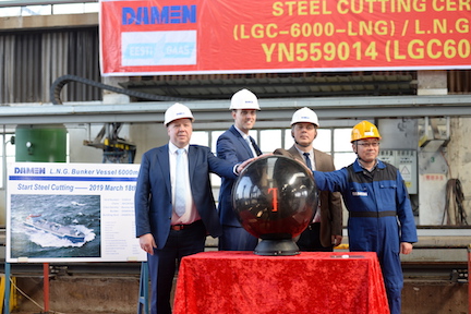 Peter Anssems (Sales Manager, Sales East and South-East Europe, Damen Shipyards Group), Mr Kevin Douma (Project Manager, Offshore and Transport, Damen Shipyards Group), Mr Virgo Vinkel (Technical Manager, Tallink), Mr Deng Zhiping (Managing Director of Damen Yichang Shipyard) 