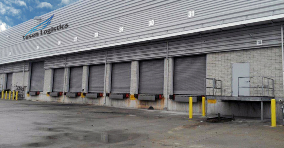  Located adjacent to the entrance of JFK International Airport, Yusen Logistics’ new warehouse offers a wide range of import and export services for both air freight and ocean cargo shipments. 