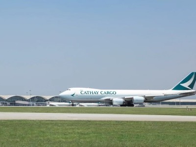 https://www.ajot.com/images/uploads/article/Cathay_at_HK_Airport.jpg