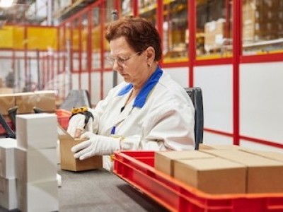 https://www.ajot.com/images/uploads/article/DHL_Supply_Chain_-_Circular_Economy_.jpg