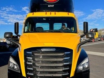 https://www.ajot.com/images/uploads/article/Estes_Truck_Cab_Front.jpg