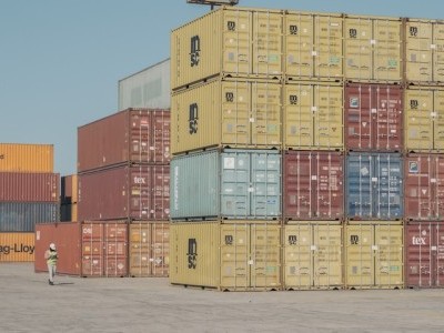 https://www.ajot.com/images/uploads/article/Mexico_containers.jpg