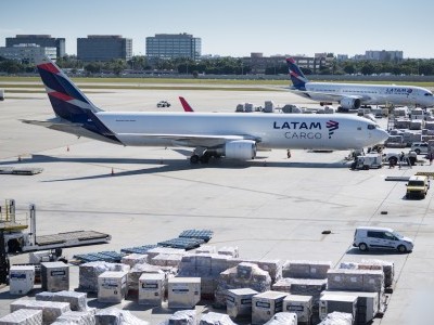 https://www.ajot.com/images/uploads/article/Miami_LATAM_Cargo_fleet.jpg