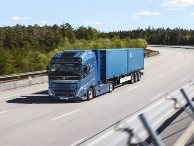 https://www.ajot.com/images/uploads/article/Volvo_truck.jpg