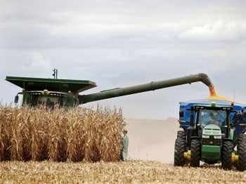 https://www.ajot.com/images/uploads/article/669-ag-grain-harvest.jpg