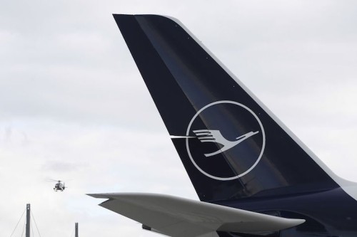 https://www.ajot.com/images/uploads/article/Lufthansa_tail.jpg