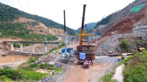 Maintaining project flow for pioneering hydro project