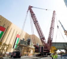 Mammoet lays the way for The Dubai Mall extension