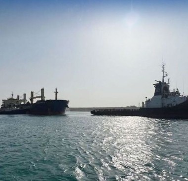 https://www.ajot.com/images/uploads/article/Suez_vessel.jpg
