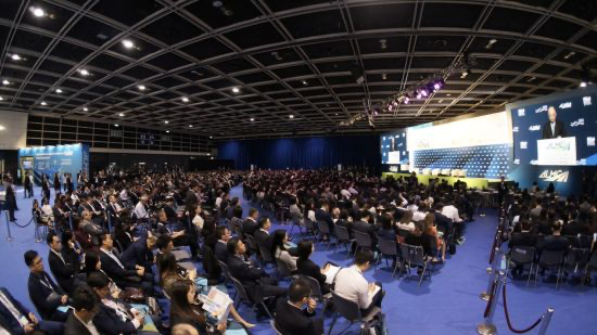 Organised by HKTDC and the Hong Kong Special Administrative Region Government, the ninth Asian Logistics & Maritime Conference (ALMC) opened today (19 November) at the Hong Kong Convention and Exhibition Centre.