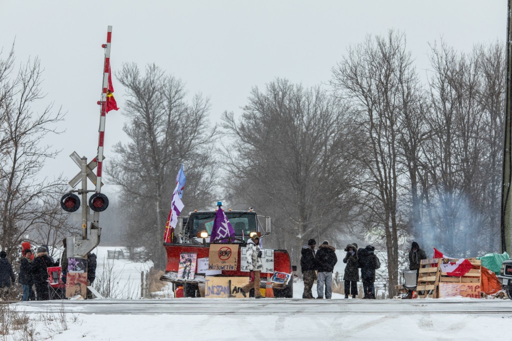  Demonstrators near Belleville, Ontario, on Feb. 13, 2020. Photographer: Brett Gundlock/Bloomberg 