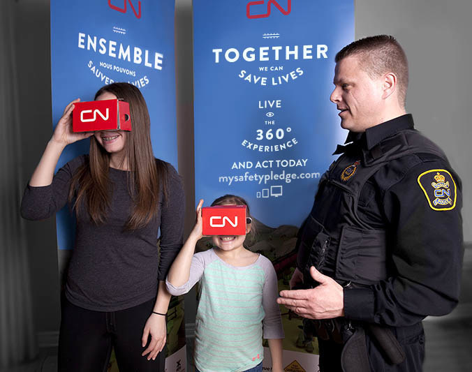 CN Police officers will have custom Google Cardboard viewers to demonstrate the 360° rail safety videos throughout Rail Safety Week. (CNW Group/CN)