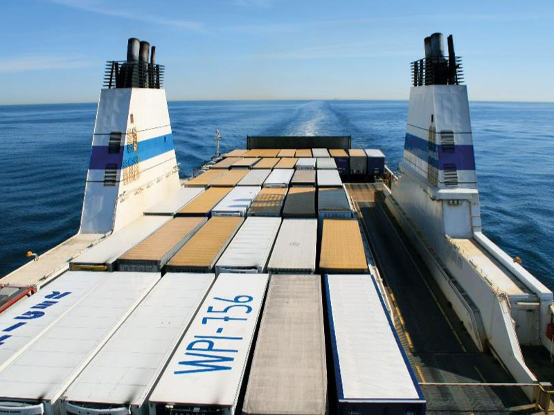 Finnlines offers more than 170 departures each week in order to ensure regular sea connections to different parts of Europe. Finnlines’ biggest freight vessels have the capacity to carry 300 trailers and even the biggest passenger-freight ro-pax vessels can carry 250 trailers per voyage. Picture: Finnlines