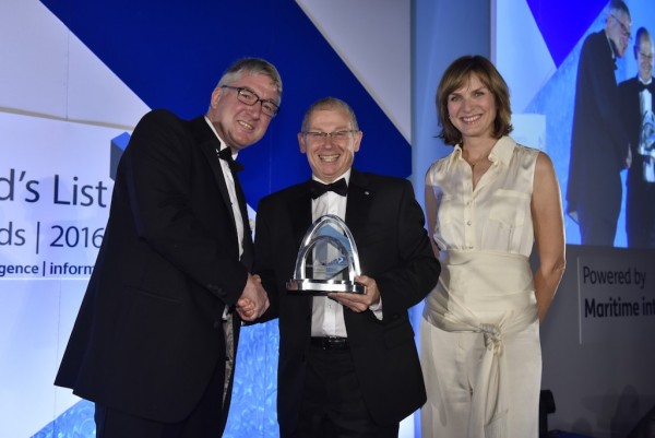 Left: Simon Mullet, Chief Financial Officer, HPH, sponsor of the HPH Environment Award Middle: Neil Godfrey, Marketing Manager, Shipping Services, GAC UK Right: Fiona Bruce, hosting the evening 