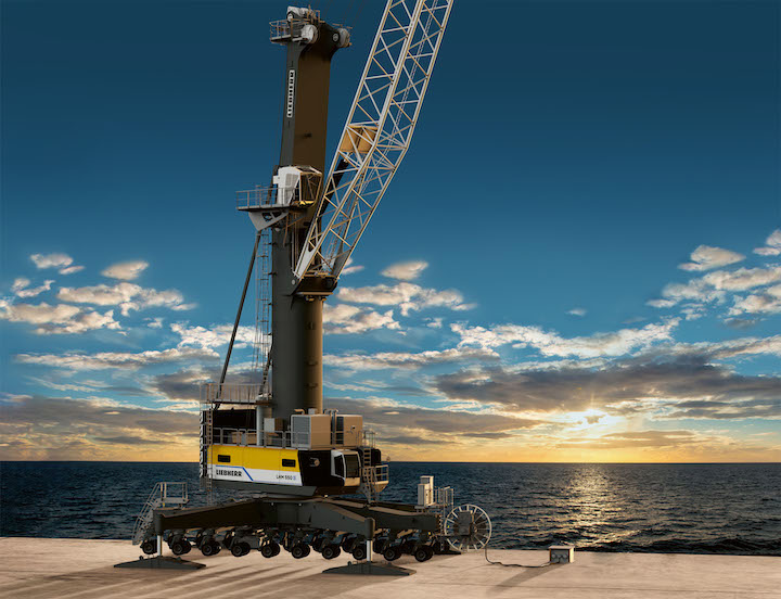 The new LHM crane series is further characterised by a new control and sensor technology, new design, an advanced Pactronic hybrid system and an ergonomically improved operator's cab