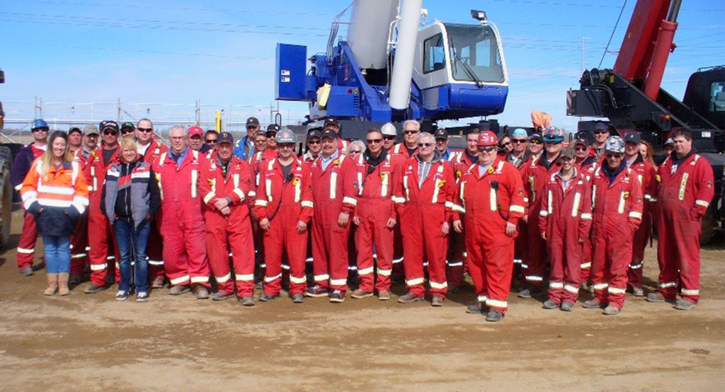 Mammoet Professionals at Shell Scotford, Fort Saskatchewan, Alberta, Canada