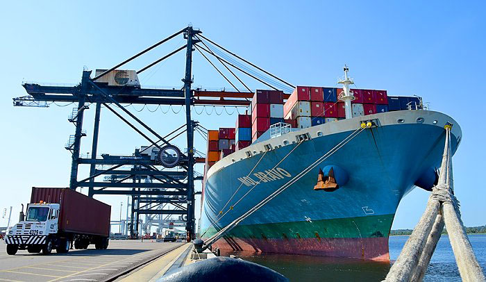 JAXPORT and the TraPac Container Terminal at Dames Point recently welcomed the largest containership to ever visit a Florida port, the 10,100-TEU (container) MOL Bravo.