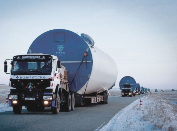 Four project cargo service providers arranged and transported these oversized components.