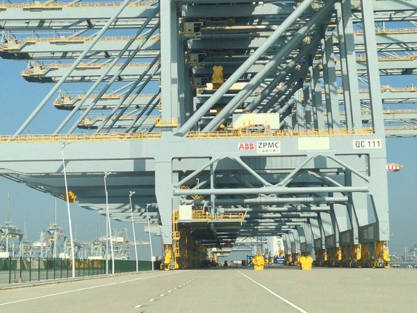 Gantry cranes will operate by remote control