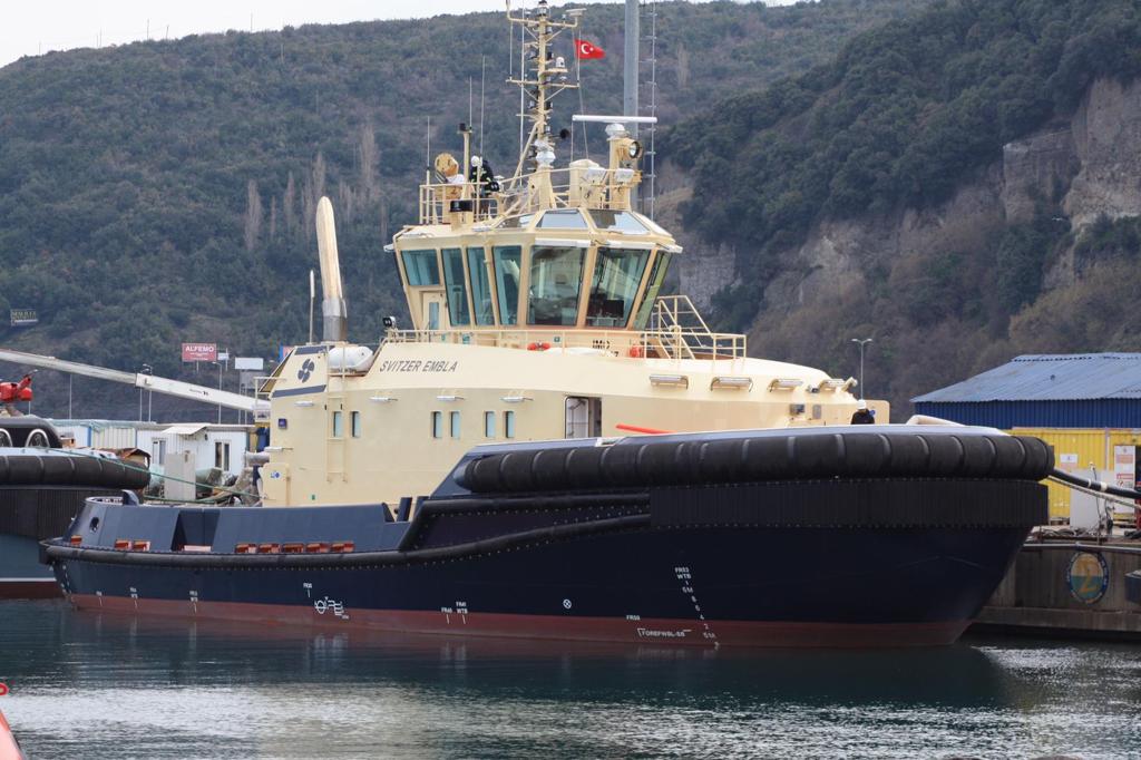  Svitzer takes delivery of Svitzer Embla from Med Marine, a specially designed icebreaking tug,