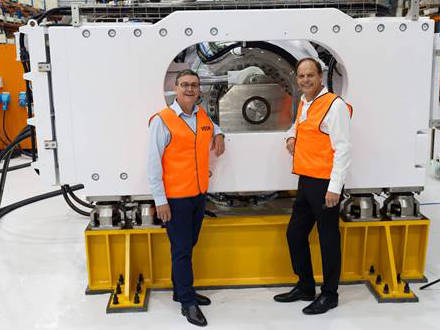 Managing Director Mark Miocevich (left) with Non-Executive Chairman Brad Miocevich in front of the VG1000SD